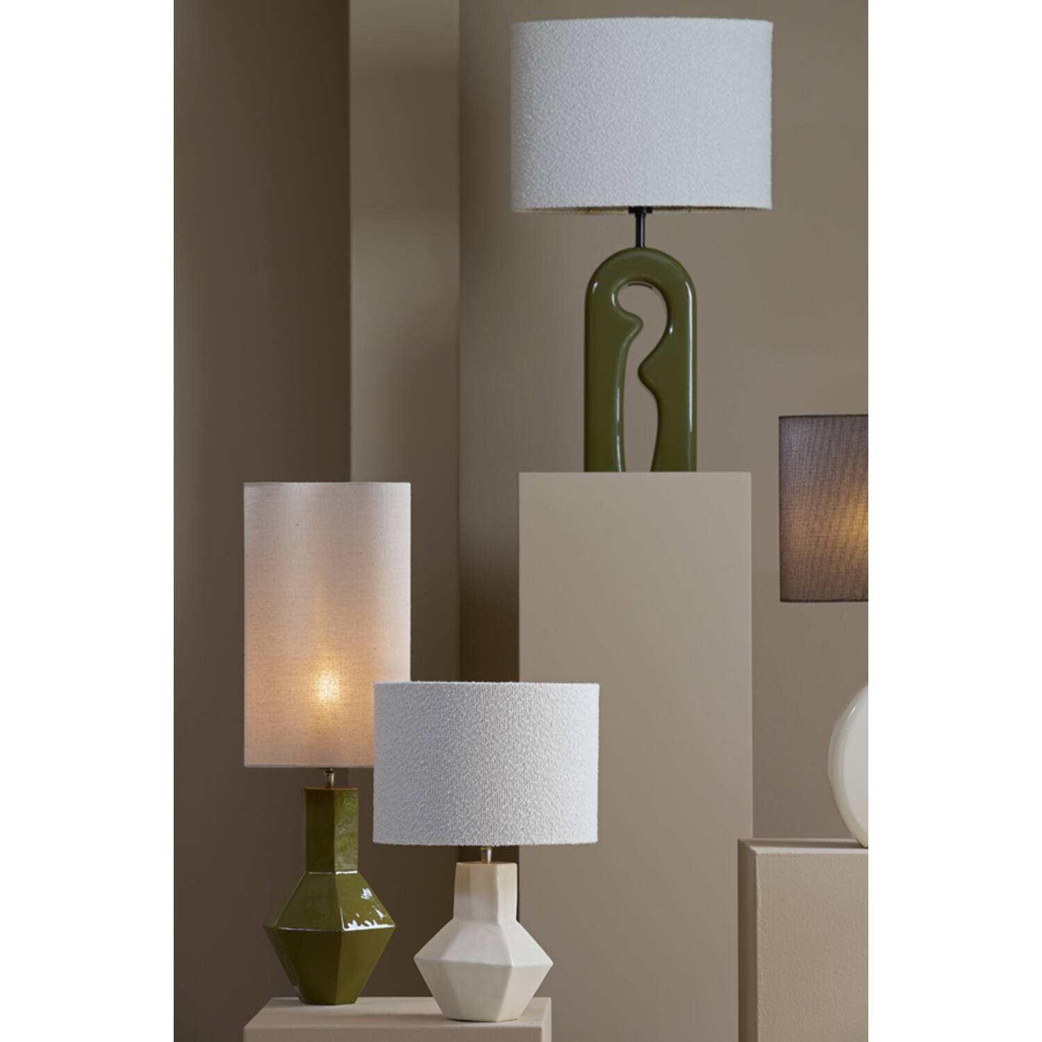 Shade cylinder 25-25-18 cm BOUCLE white