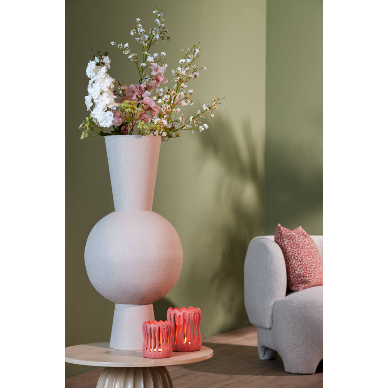 Vaas deco Ø39x83 cm CHEDI mat licht grijs