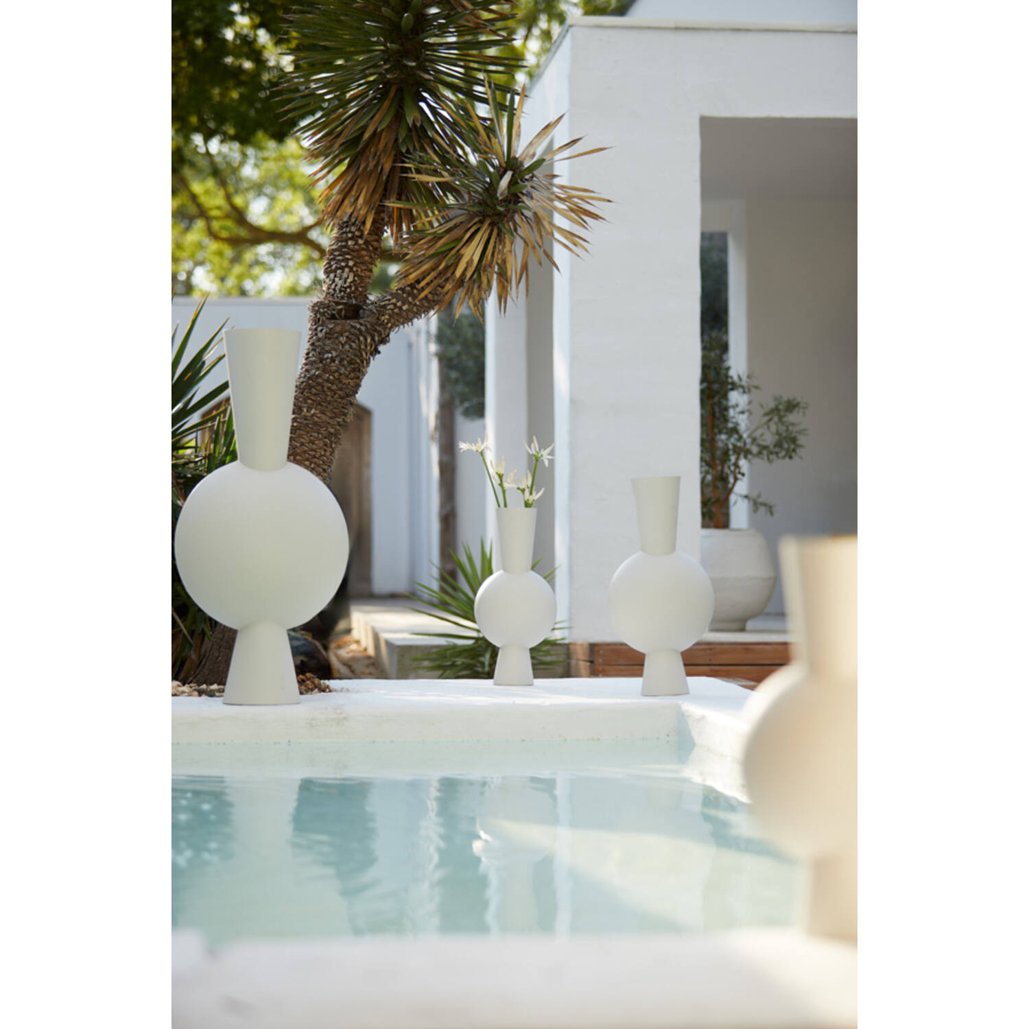 Vaas deco 47x26x100 cm KAVANDU crème