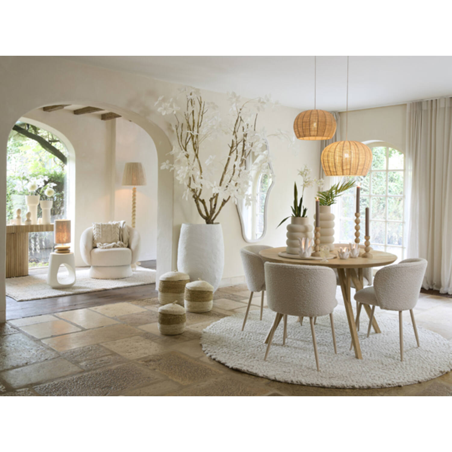 Eettafel Ø120x76 cm QUENZA mango hout naturel