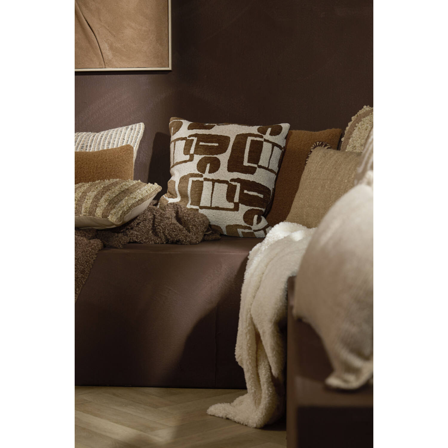 Cushion 45x45 cm LYSS dark brown+cream feather filled