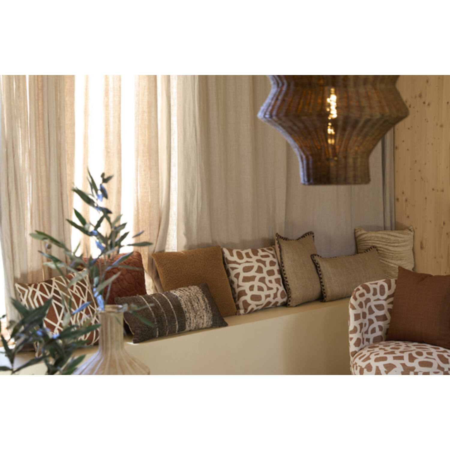 Cushion 45x45 cm KALURI terra-orange