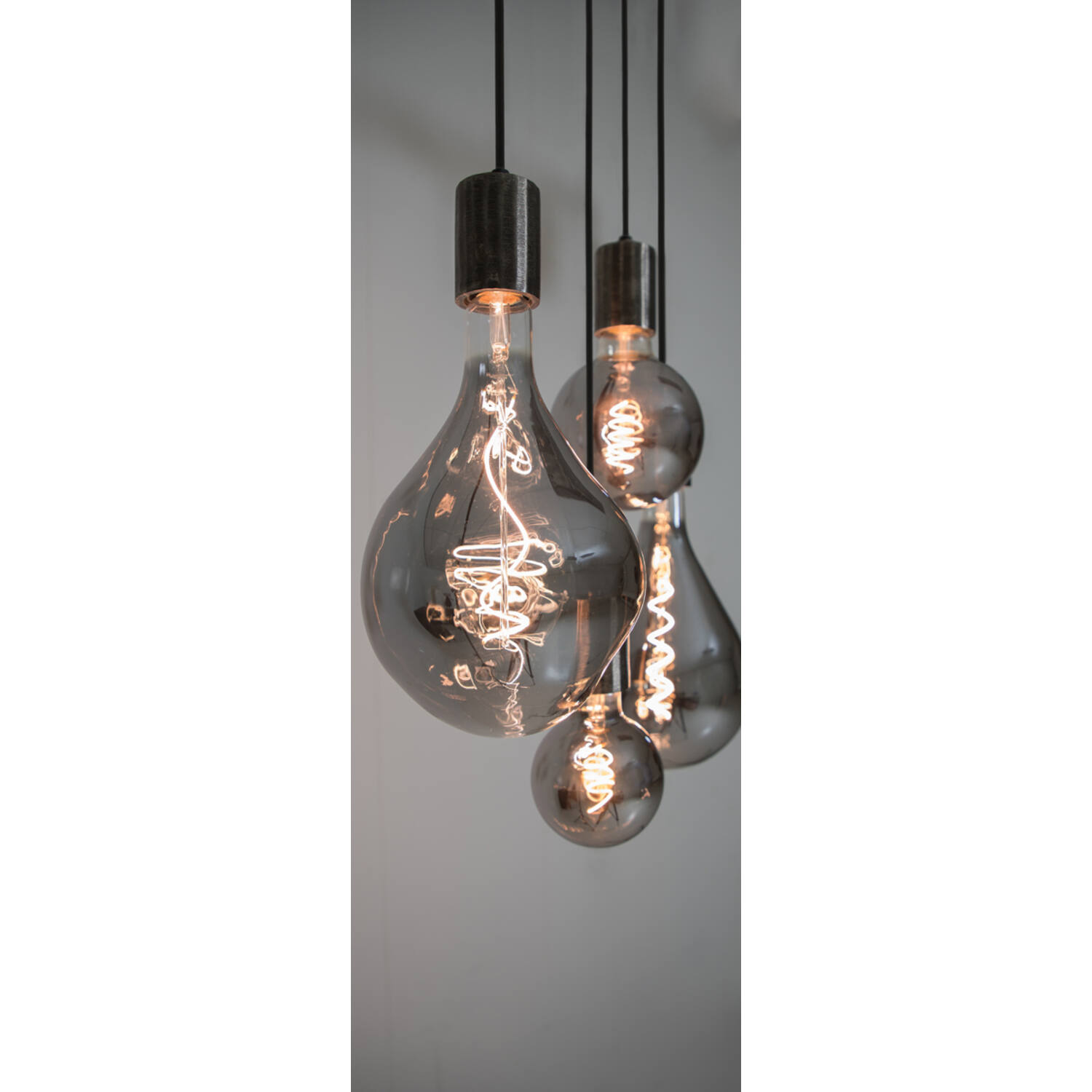Deco LED globe Ø9,5x14 cm LIGHT 4W smoke E27 dimbaar