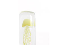 Ornament 5,5x5,5x13 cm JELLYFISH glas geel