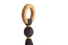 Ornament Ø11x47 cm YAVIZA dark brown+raffia sand